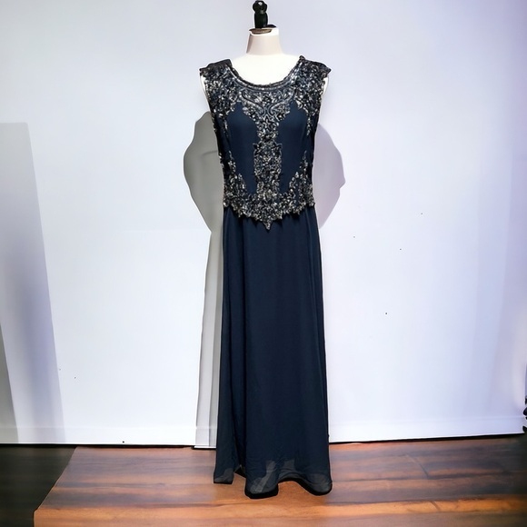 NEW J Kara Navy Mock 2 Piece Beaded Bodice Cap Sleeve Long Fit & Flare Dress - Picture 3 of 15